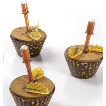 Obrázek 2 produktu DOBLA Dekor Lístky žluté zahnuté 3,3x1,9cm 144ks